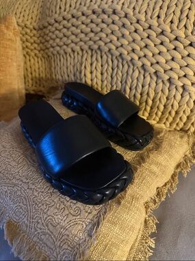 Bernardo Charleston Black Braided Platform Slide Sandals - Women